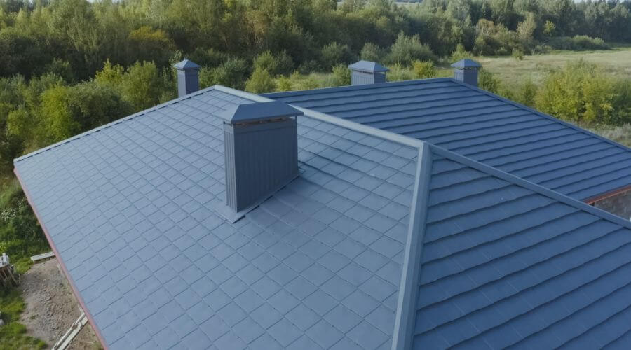 Professional gutter cleaning in Wellesley, MA
